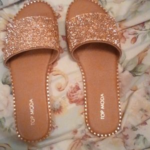 Pair of rose gold embellished flat sandals  top moda  sz 8.5. Not Inc in sales